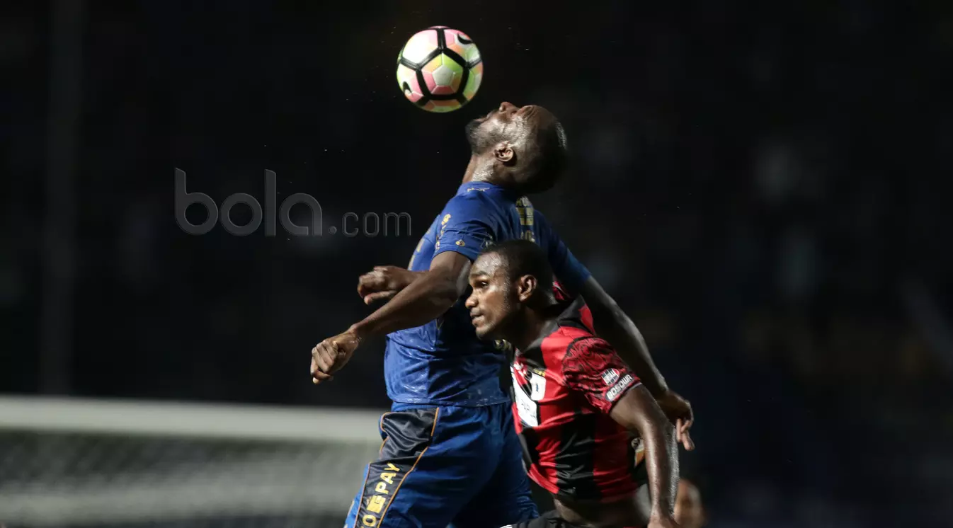 Disia-siakan Persib, Carlton Cole Diperebutkan 3 Klub Inggris