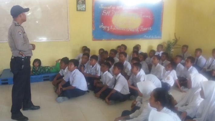 Polsek Simpang Kanan, Rohil Gelar Binluh  di SMA 1 Terkait Bahayanya Obat PCC