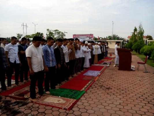Sholat Idul adha Polres Rohil, Kutbah Ceritakan Kisah Perjalanan Nabi Ibrahim dan Ismail