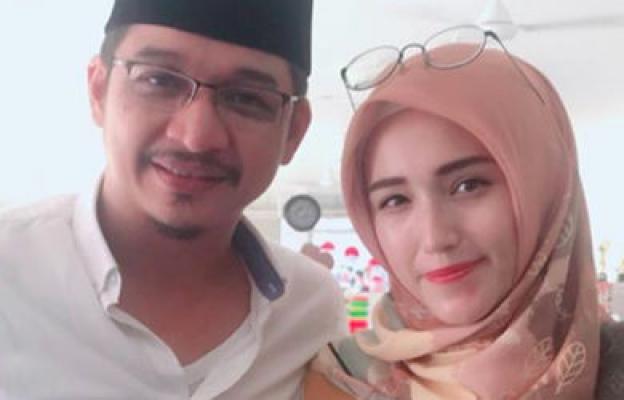 Beredar Foto Pasha Ungu dan Istri Tidur di Pengungsian Bikin Ngilu Pasca Gempa dan Tsunami 