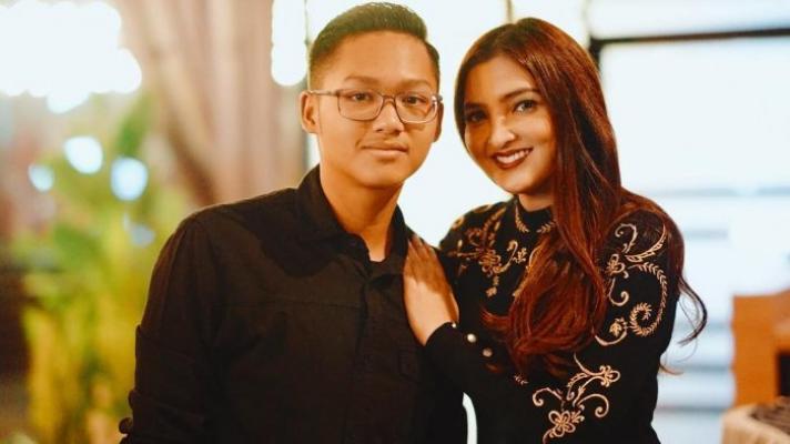 Berlibur ke Singapura, Ini Reaksi Ashanty & Azriel Saat Nikmati Daging Seharga Rp 3 Juta