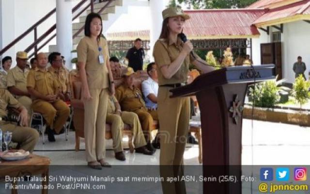 Bupati Cantik Terancam Dipecat