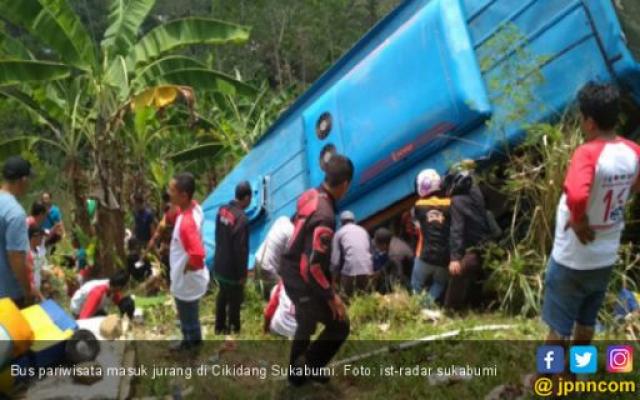 Bus Masuk Jurang di Sukabumi, Belasan Orang Meninggal