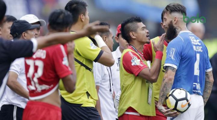 Ide Ekstrem Bambang Pamungkas untuk Hentikan Kekerasan di Sepak Bola Indonesia