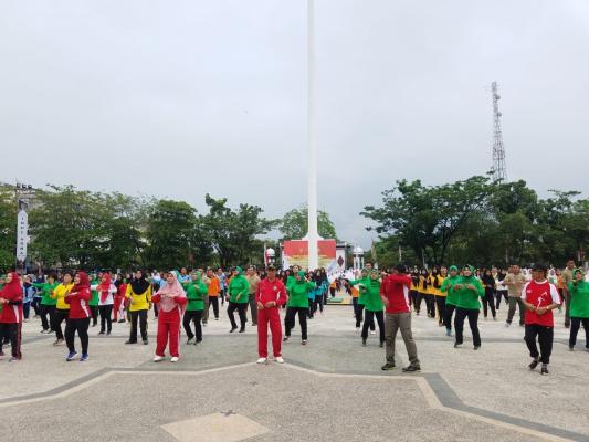 Pencanangan Hari Olahraga Nasional 2018, Bupati Inhil Ikuti Senam Bersama