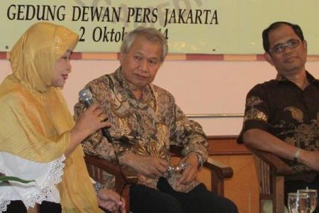 Inti Jurnalisme: Mengumpulkan Tulang Terpisah