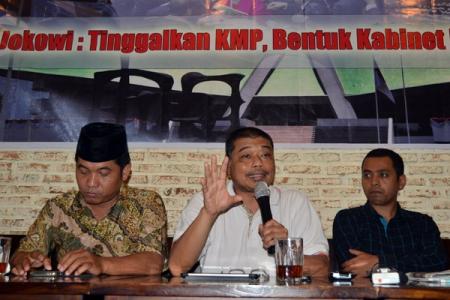 Jokowi, Tinggalkan Koalisi Merah Putih, Bentuk Kabinet Rakyat anti Mafia