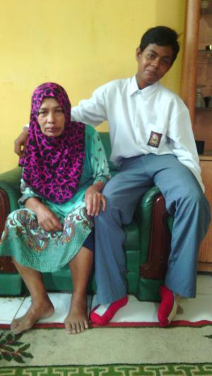 Fahmi Ingin Mak Sehat, Ami Sayang Emak 
