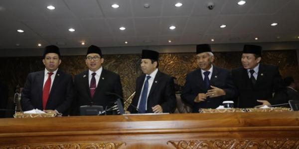 Tanpa Persetujuan DPR Presiden Bisa Umumkan Susunan Kabinet
