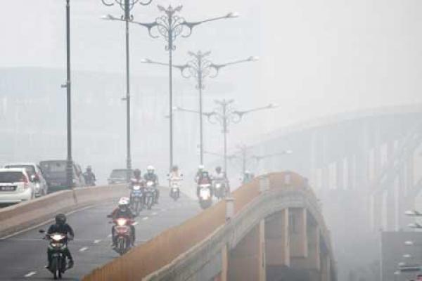 Bupati Imbau Pengendara Hidupkan Lampu Antisipasi Asap