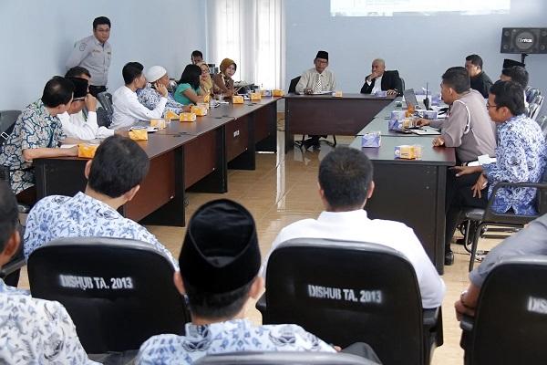 Parkir Kendaraan Jalan Wan Amir Meresahkan, Dishub Dumai Gelar Rapat