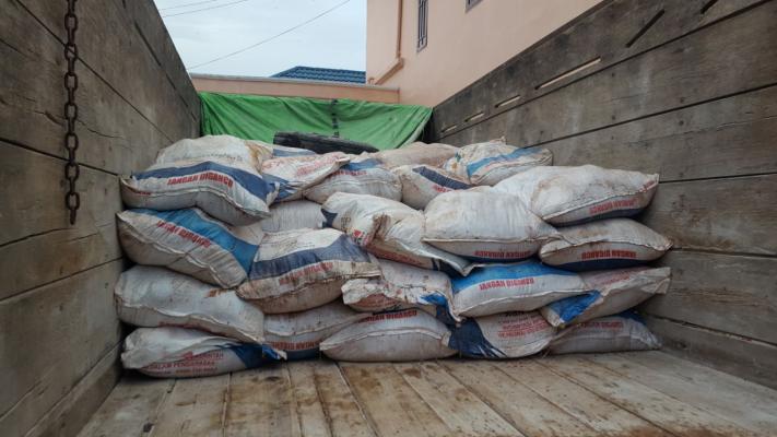 ,CV. PTT, Pekanbaru, menjadi terlapor dalam tindak pidana penyalahgunaan penyaluran pupuk bersubsidi