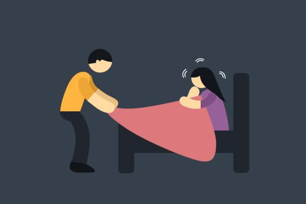 Ayah Tak Tahan Lihat Anak Tiri Pakai Handuk