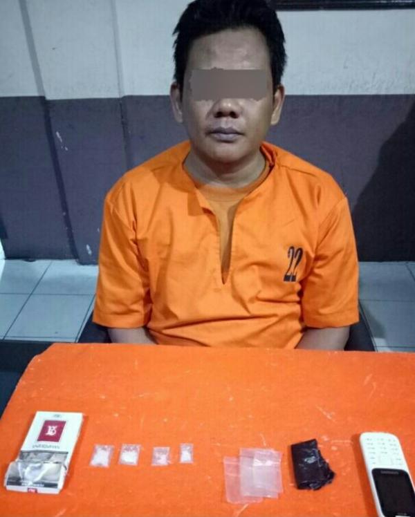 Bekuk Warga Tembilahan Ini, Polisi Temukan 4 Paket Sabu 