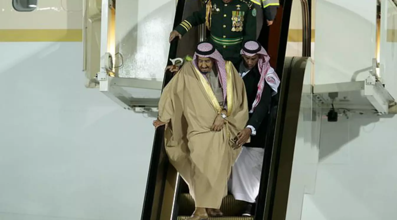 Eskalator Emas Macet di Rusia, Raja Salman Kebingungan