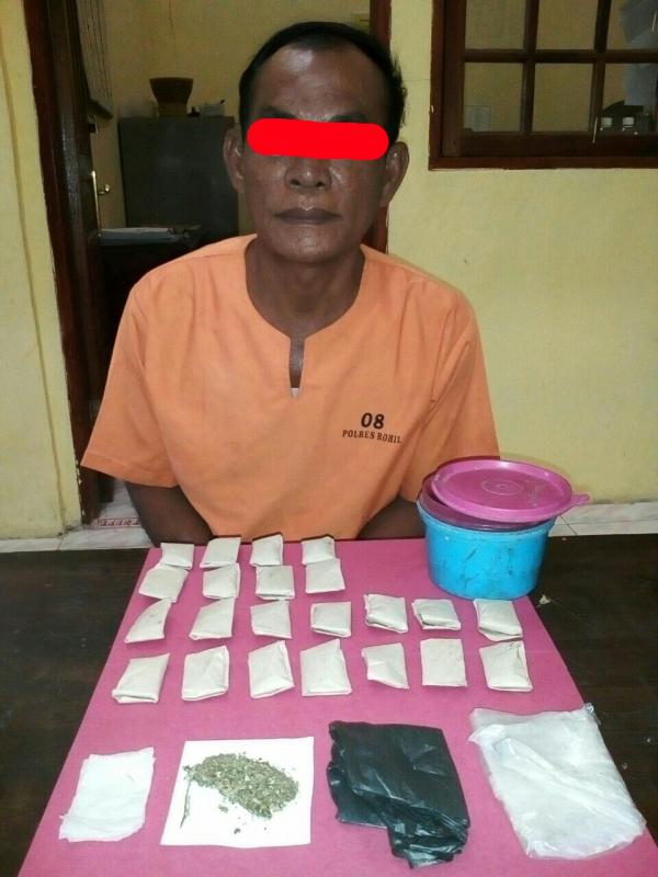 Geledah Rumah Warga Rohil Ini, Polisi Temukan Puluhan Paket Ganja Siap Edar 