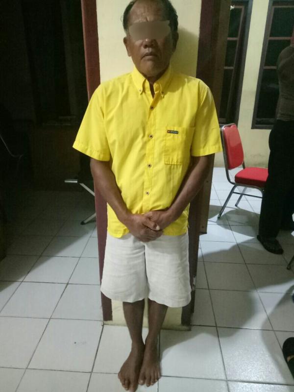 Gunakan Parang Pria di Mandah Ini Serang Orang yang Masuk Kerumah nya di Tengah Malam 