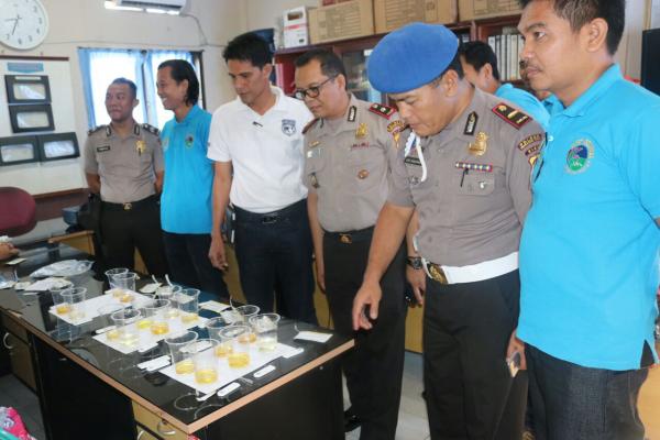 Secara Mendadak Personil Sat Res Narkoba Polres Inhil Dilakukan Tes Urine