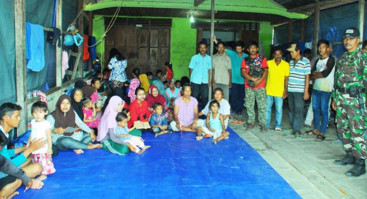 Sepekan Tinggal Di Pengungsian, Masyarakat Korban Banjir Merasa Terbantu Dengan Adanya Perhatian Pemkab Inhil