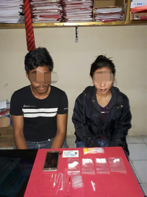 Tak Hanya Sabu, Dari Tangan Pasangan Ini Polres Kampar Juga Amankan Pil PCC