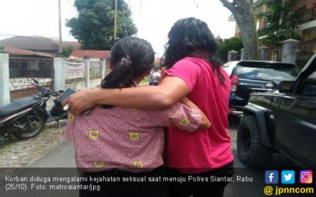 Tiga Siswi Digarap Guru di Ruang Laboratorium Komputer