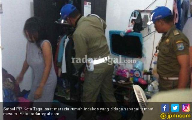 Ya Ampun, Pasangan ABG Ketahuan Berduaan di Kamar Indekos, Ngapain??    