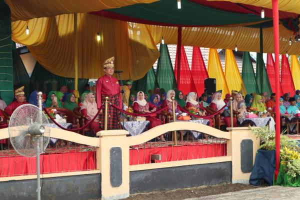 Defile Pawai Ta ruf MTQ Ke - 48 Kabupaten Inhil Resmi Dilepas, Bazaar Telah Dibuka