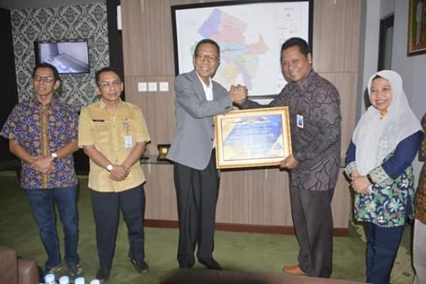 Pemkab Kampar Terima Penghargaan WTP dari Kementerian Keuangan RI