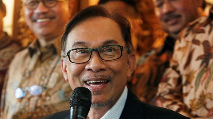 Terpeleset Lidah Anwar Ibrahim Saat Pidato Penerimaan Gelar Doktor Kehormatan Honoris Causa