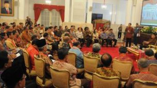 Didepan Para Gubernur Jokowi Sindir  SBY 