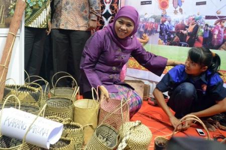 Keteladanan Pahlawan Tak Cukup Diwariskan