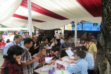 KPK Lelang Ponsel, Netbook Hingga Proyektor Milik Koruptor