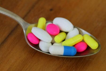 Aturan Penggunaan Antibiotik dan Pencegahan AMR