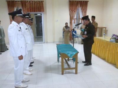 Camat Rupat Kembali Lantik 4 Pjs Kades Pemekaran