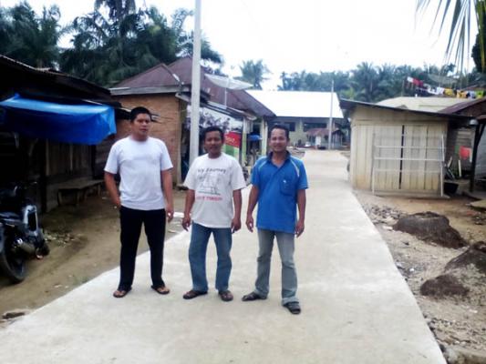 Jalan desa kini sudah bagus Karena ADD,Warga  Desa Huragi Mengaku Senang
