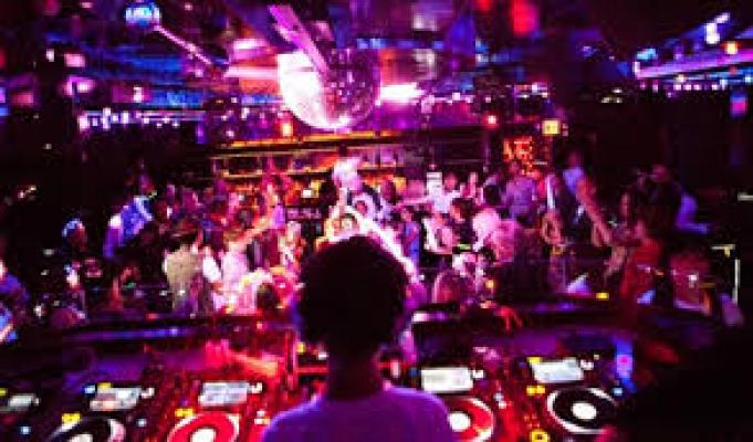 Klub Malam Terbakar, 27 Orang Tewas dan 155 Luka