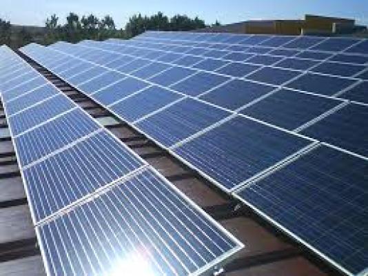 PLTS 5 MW Di Kupang Beroperasi 2016