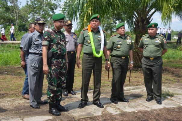 Panglima Kodam I Bukit Barisan Tinjau Perpustakaan Indra Suardi