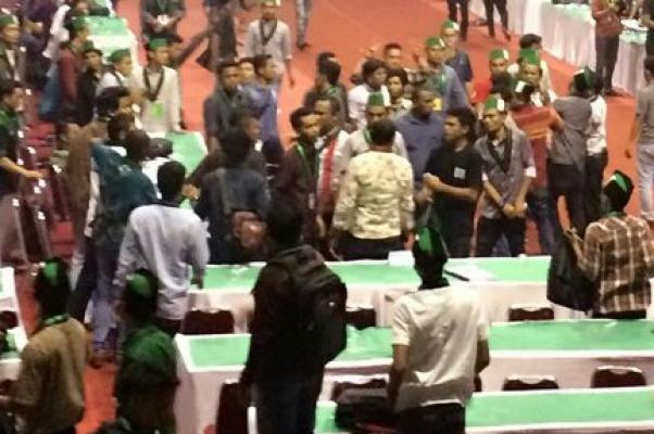 Peserta Kongres HMI di Riau Berlumuran Darah  
