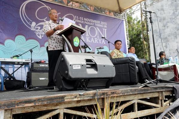 Pj Bupati Meranti Ajak Mahasiswa Buka Gerai Sagu