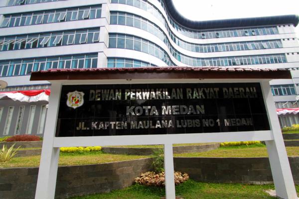 Tenaga Ahli Bergaji Rp 500 Ribu Per Jam, DPRD Medan Salahkan Sekwan