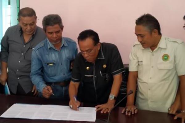 UMK Dumai 2016 Disetujui Pj Wako dan Sudah Diantar Ke Provinsi  