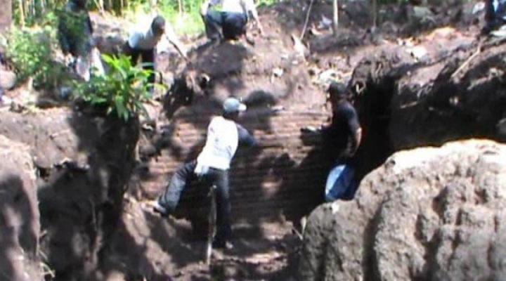 Warga Blitar Temukan Benda Purbakala Peninggalan Majapahit