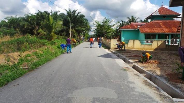 Warga dan RAPP Lakukan Penghijauan di Lalang Kabun 