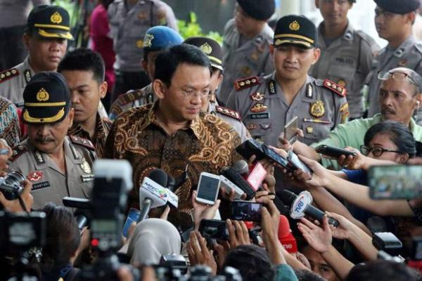 Akhirnya Ahok Ditahan!  