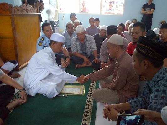 Ucapkan Syahadat, Mantan Bandar Narkoba Aliang Jadi Muallaf