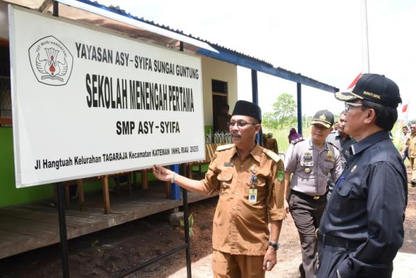 bupati Inhil HM Wardan Kunjungi SMP Asy Syifa Guntung