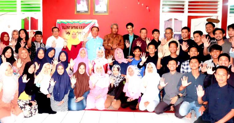 Bupati Ikuti Dialog Bersama Mahasiswa Inhil Di DIY