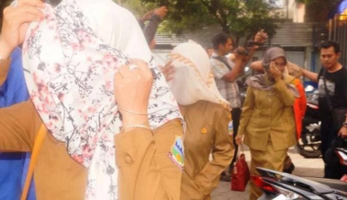 Pejabat LH Kotamobagu Hina Pegawai Berhijab Mirip Kuntilanak