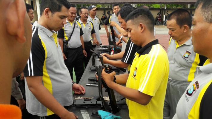 Satuan Samapta Bhayangkara Polres Inhil Gelar Latihan Bongkar Pasang Senjata 